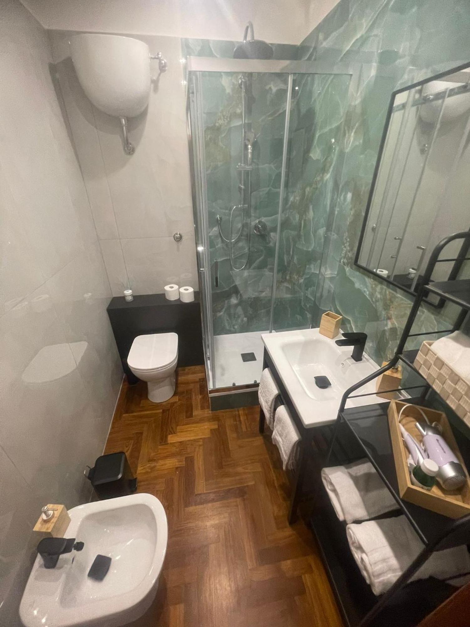 Reginella House Hotel Napoli Ngoại thất bức ảnh